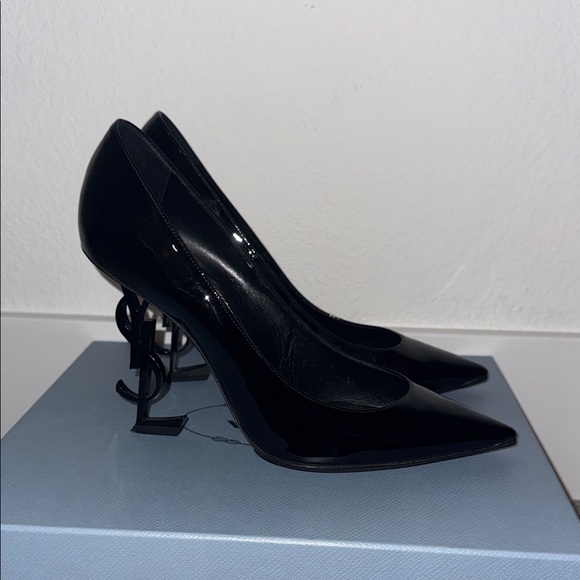 Saint Laurent Black Patent Heels - Picture 3 of 8